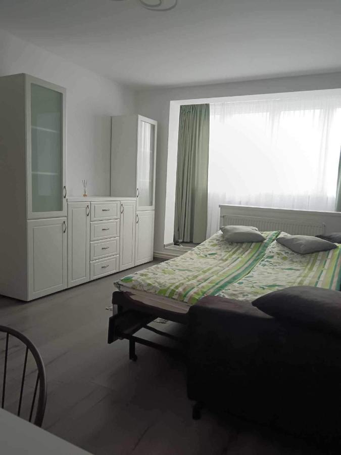 Enci Kiado Apartman Miercurea Ciuc Ngoại thất bức ảnh